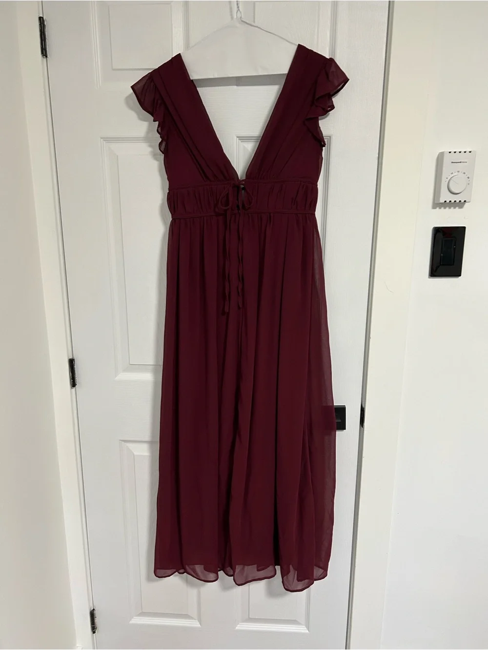 Deep Burgundy V-Neck Maxi Dress with Flutter Sleeves - Picture 3 of 8